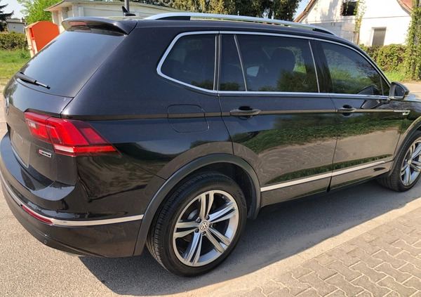 Volkswagen Tiguan Allspace cena 83000 przebieg: 142000, rok produkcji 2019 z Bydgoszcz małe 781
